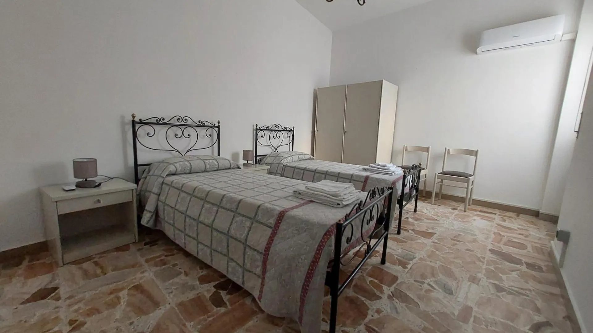 Appartamento Welcomely - Casa Vacanze Zarinu Orgosolo Italia